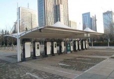 充電樁停車棚